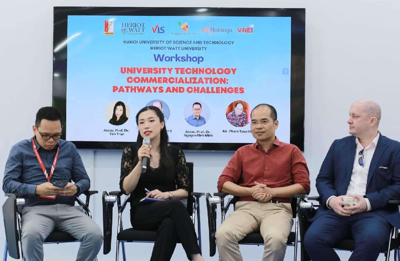 TS Yến Trần phát biểu trong Hội thảo với ĐH Bách Khoa về Thương mại Công nghệ từ trường đại học
