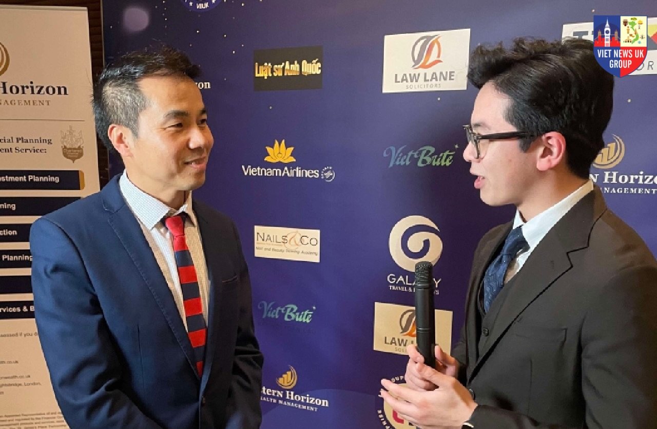 GS Nguyễn Xuân Huấn trả lời phỏng vấn của Viet News UK