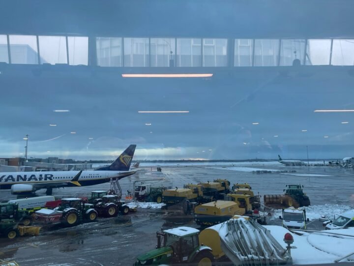 Heathrow trễ chuyến ngày thứ nhì ‘vì bị tấn công mạng’