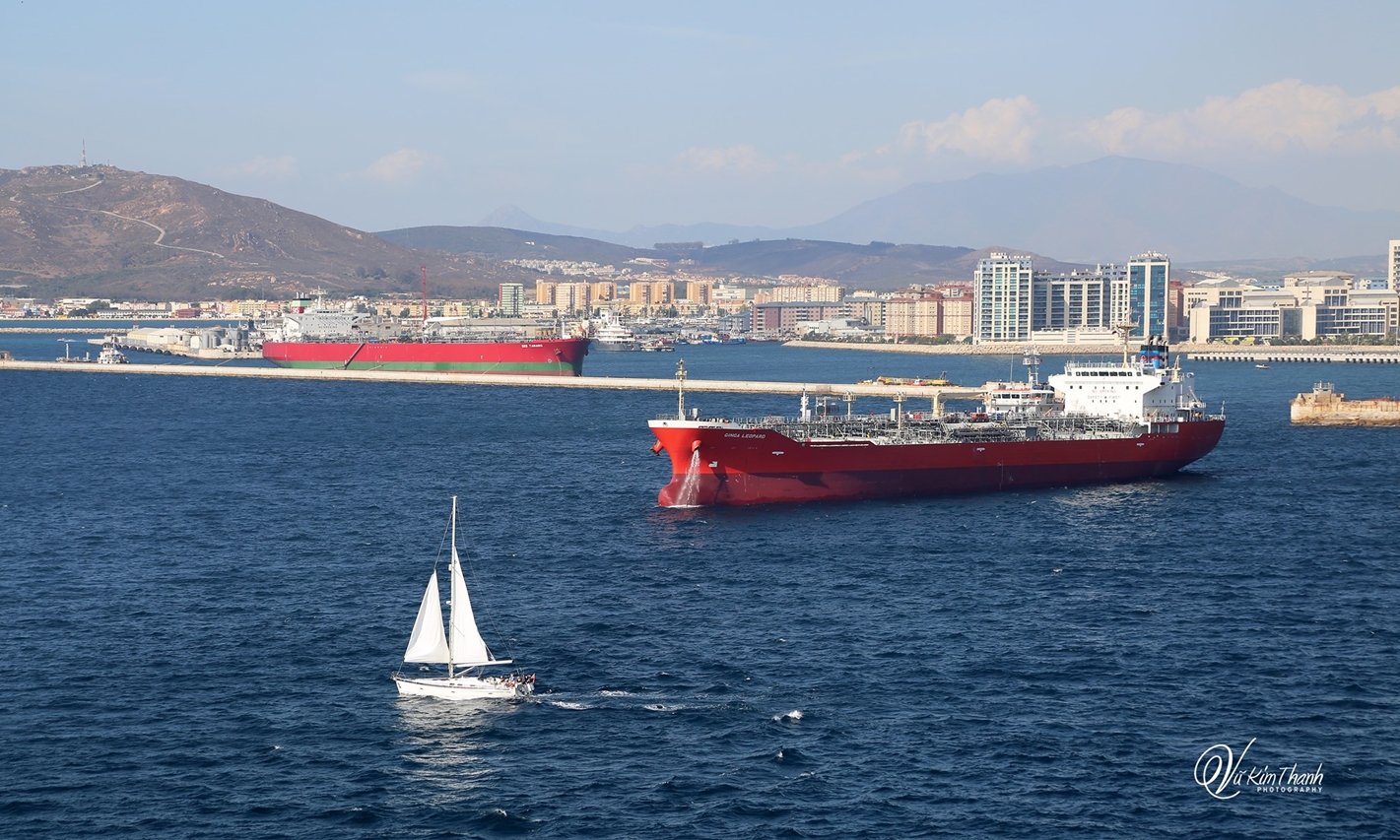 Đi tàu du lịch ‘Independence of the Sea’ thăm Gibraltar thuộc Anh