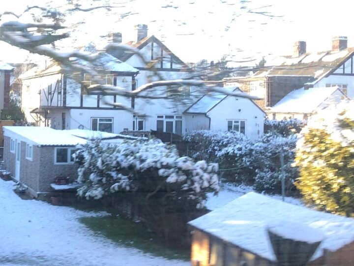 Giá nhà ở Anh tăng nhẹ trong năm 2025, còn năm 2026 thì sao?