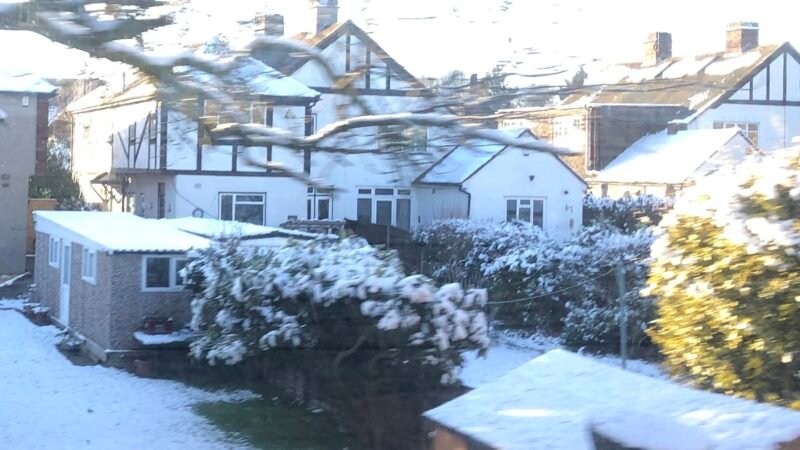 Giá nhà ở Anh tăng nhẹ trong năm 2025, còn năm 2026 thì sao?