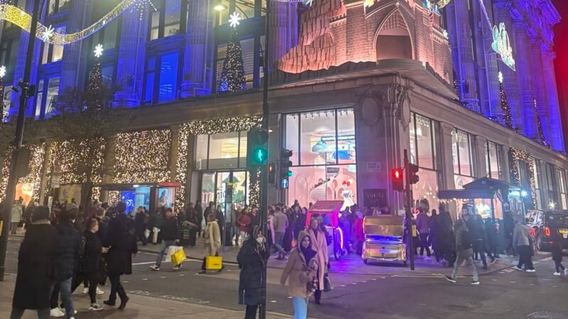 Dư luận Anh bi quan về kinh tế trước Ngân sách Mùa Thu 26/11