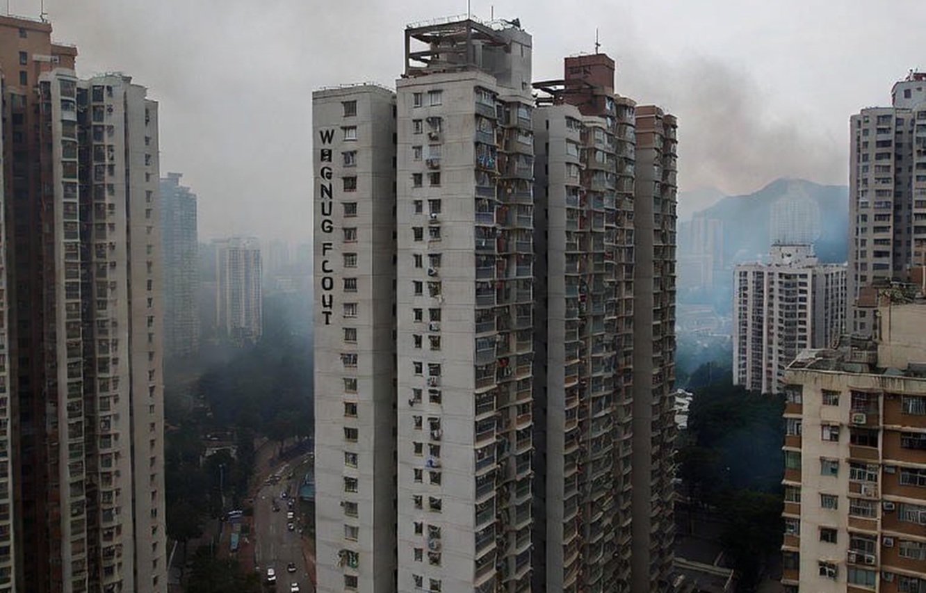 Hong Kong: Cháy chung cư làm 128 người chết, vẫn còn nhiều người ‘mất tích’