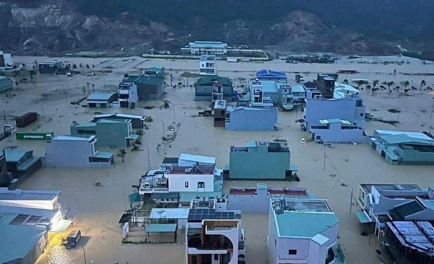 Hàng trăm người chết vì mưa lũ và bão tố ở Đông Nam Á và Nam Á