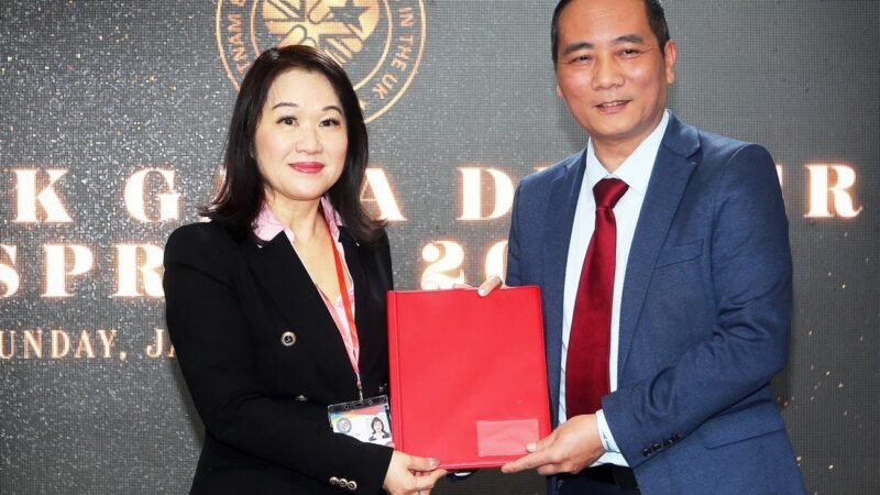 Gala Dinner mừng Xuân 2026 của VBUK diễn ra đầm ấm tại ExCel, London