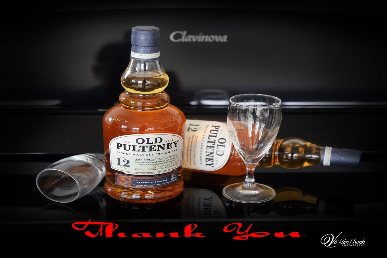 Nâng ly chúc phúc