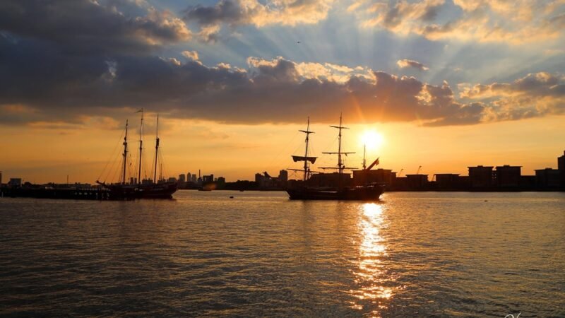 Bến cũ thương yêu