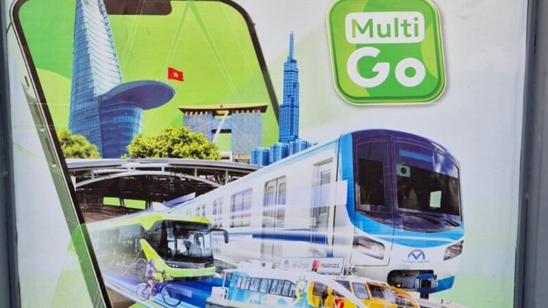 Trải nghiệm đi Metro và xe buýt ở thành phố Hồ Chí Minh