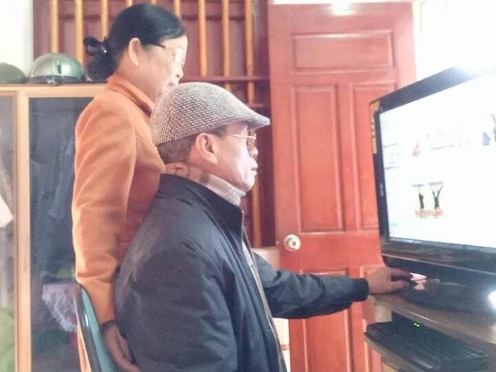 Tượng đài không khuất phục