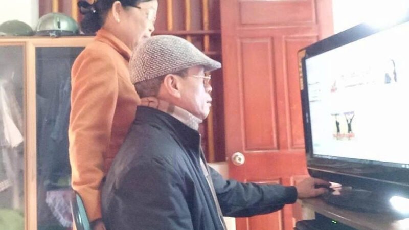 Tượng đài không khuất phục