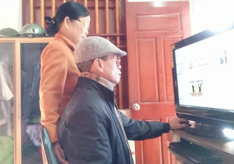 Tượng đài không khuất phục