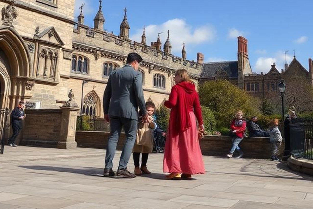 Sống ở Anh (bài 14): Chuyện không gọi bố mẹ chồng là bố mẹ ‘Mum & Dad’