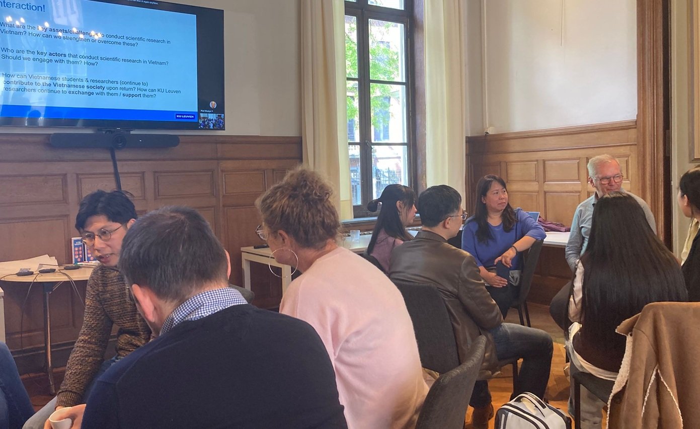 A Vietnamese networking event for academics and PhD students in Leuven, Holland