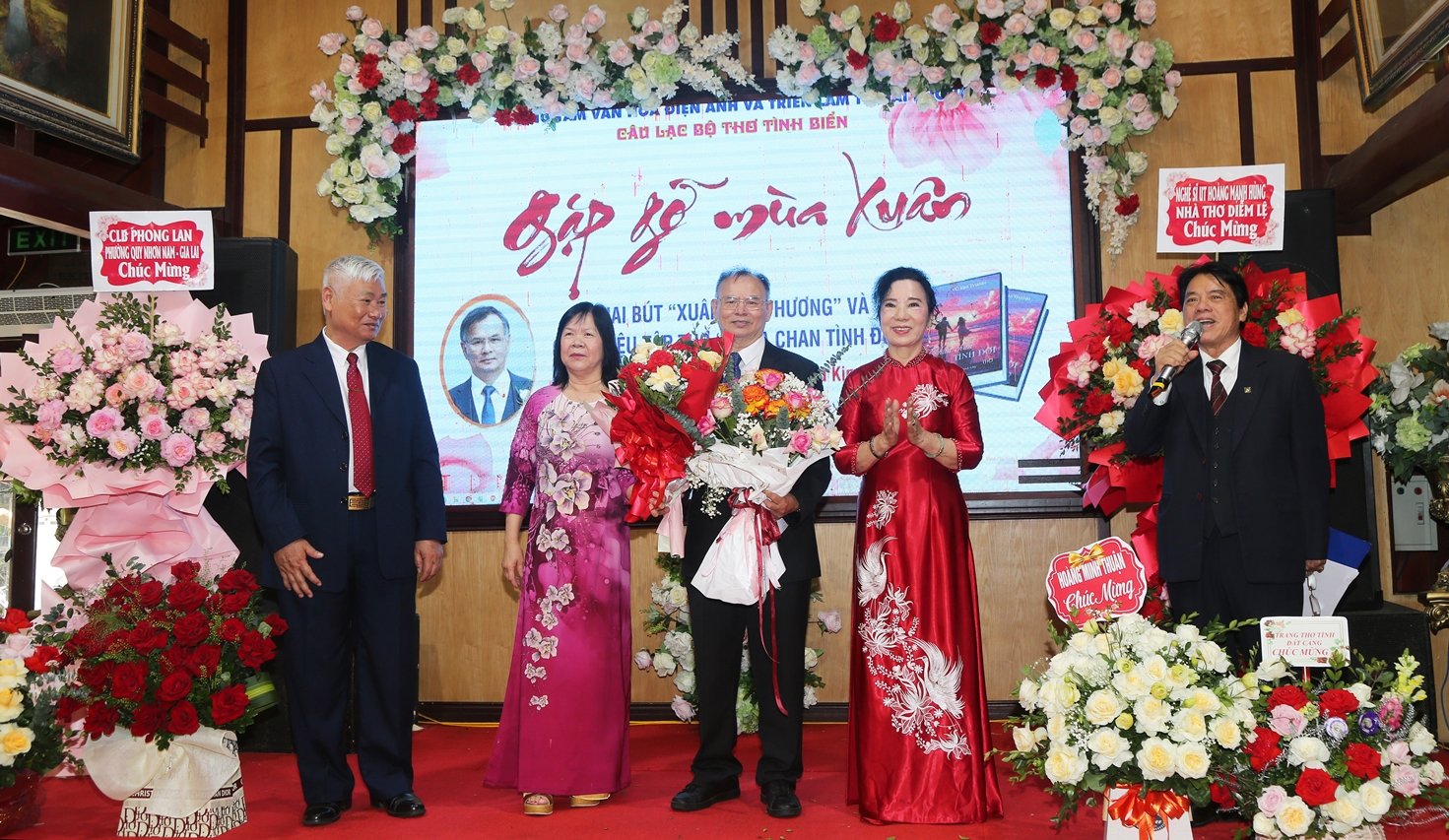 Lời cảm ơn nhân dịp Khai bút Xuân Yêu Thương và ra mắt tập thơ “Chứa chan tình đời”