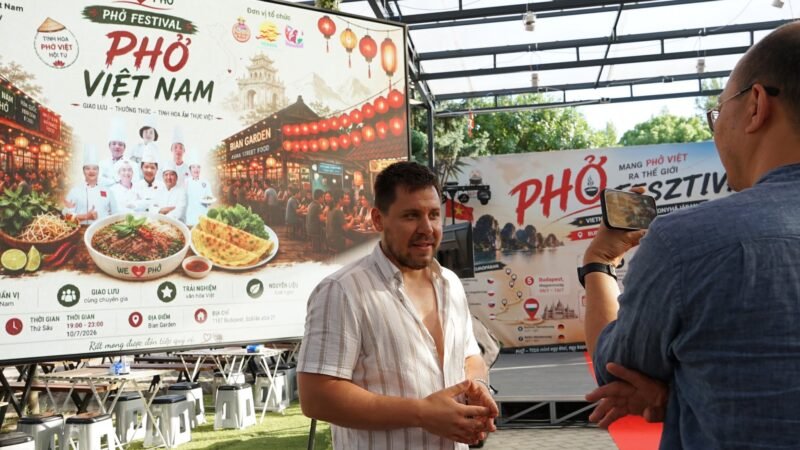 Hành trình châu Âu và ‘cơ hội của Phở’