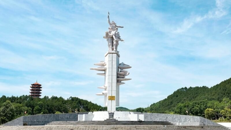 Như sen hồng,như cánh chim