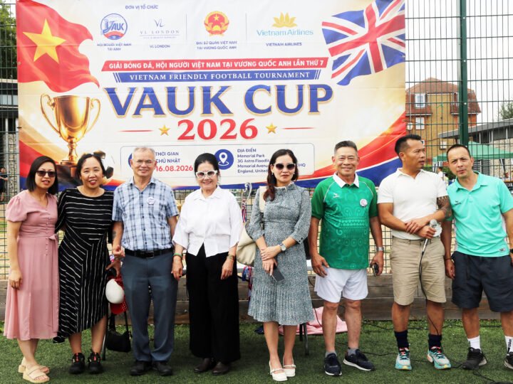 Ngày vui ấn tượng và thành công rực rỡ trên sân cỏ London