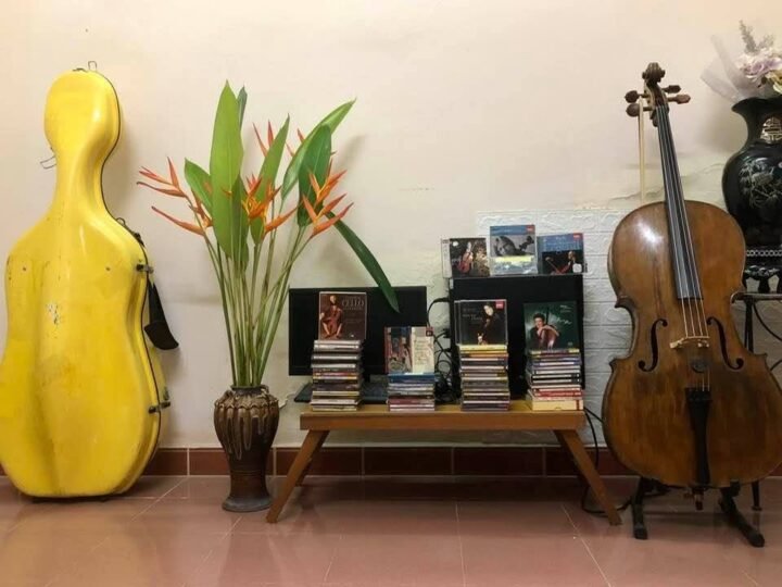 Kỷ niệm với bạn nghe âm nhạc